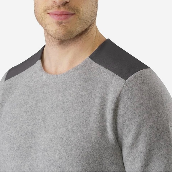 ARC’TERYX DONAVAN SWEATER NAVY LARGE. Never worn. - Picture 5 of 5